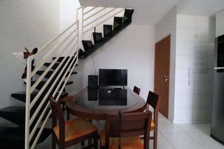 Sala de apartamento para alugar com 3 quartos, 123m² em Alto Umuarama, Uberlândia