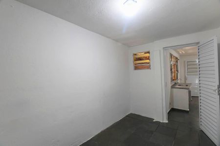 Casa para alugar com 2 quartos, 230m² em Jardim Guairaca, São Paulo