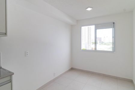 Sala de apartamento para alugar com 1 quarto, 25m² em Parque Industrial Tomas Edson, São Paulo