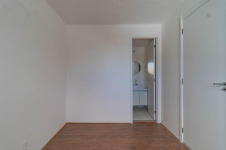 Suíte de apartamento para alugar com 1 quarto, 25m² em Parque Industrial Tomas Edson, São Paulo