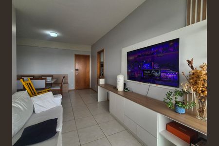Apartamento à venda com 109m², 4 quartos e sem vaga Apartamento à venda com 109m², 4 quartos e sem vagaSala
