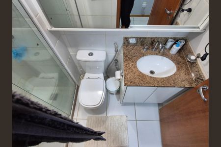 Apartamento à venda com 109m², 4 quartos e sem vaga Apartamento à venda com 109m², 4 quartos e sem vagaBanheiro social