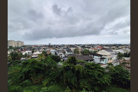 Apartamento à venda com 109m², 4 quartos e sem vaga Apartamento à venda com 109m², 4 quartos e sem vagaVaranda