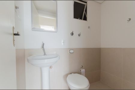 Banheiro de apartamento para alugar com 1 quarto, 39m² em Cambuci, São Paulo