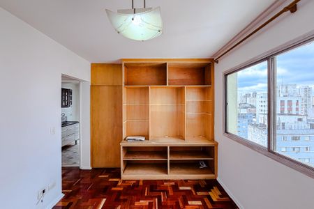 Sala de kitnet/studio para alugar com 1 quarto, 39m² em Cambuci, São Paulo