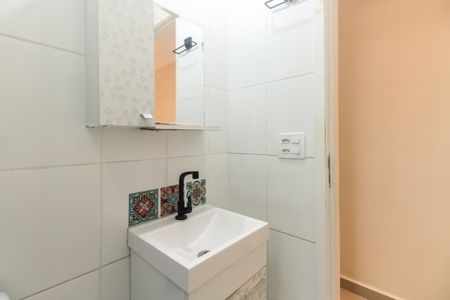 Apartamento para alugar com 58m², 2 quartos e 1 vaga Apartamento para alugar com 58m², 2 quartos e 1 vagaBanheiro