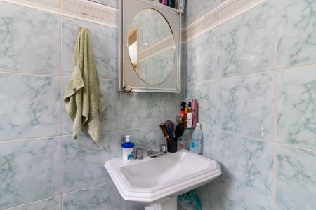 Casa à venda com 170m², 3 quartos e 1 vagaBanheiro 