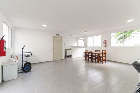 Apartamento para alugar com 42m², 1 quarto e sem vagaSalão de Festas