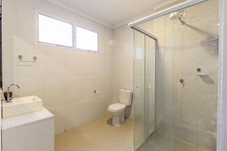 Banheiro de apartamento para alugar com 1 quarto, 42m² em Itaim Paulista, São Paulo