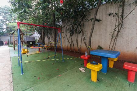 Apartamento para alugar com 42m², 1 quarto e sem vagaPlayground