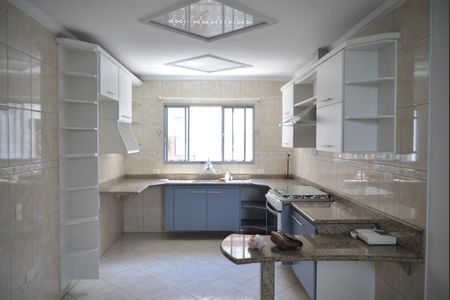 Casa para alugar com 274m², 3 quartos e 4 vagasCozinha