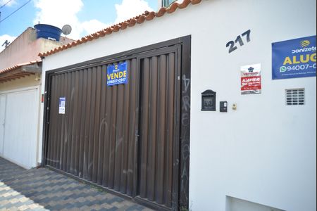 Casa para alugar com 274m², 3 quartos e 4 vagasPlaca
