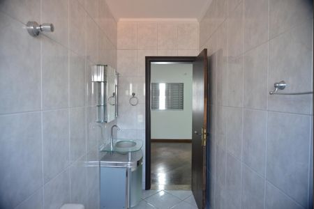 Casa para alugar com 274m², 3 quartos e 4 vagasBanheiro da Suíte 2