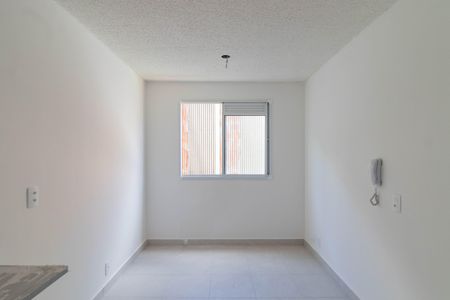 Sala de apartamento para alugar com 1 quarto, 35m² em Parque Industrial Tomas Edson, São Paulo