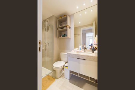 Apartamento para alugar com 72m², 2 quartos e 1 vagaBanheiro - Social