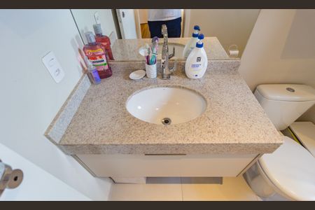Apartamento para alugar com 72m², 2 quartos e 1 vagaDetalhe Banheiro - Suíte