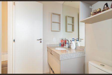 Apartamento para alugar com 72m², 2 quartos e 1 vagaBanheiro - Suíte