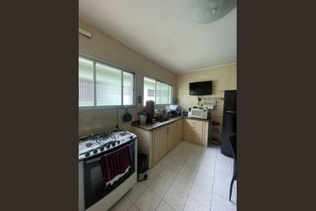 Casa à venda com 300m², 3 quartos e 6 vagasFoto 07