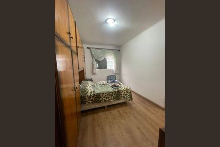 Foto 21 de casa à venda com 3 quartos, 300m² em Vila Paulo Silas, São Paulo