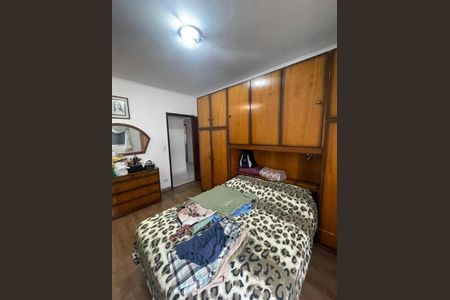 Foto 22 de casa à venda com 3 quartos, 300m² em Vila Paulo Silas, São Paulo