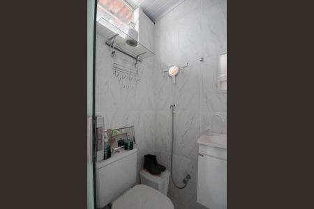 Casa à venda com 240m², 4 quartos e 4 vagas Casa à venda com 240m², 4 quartos e 4 vagasBanheiro da Suíte 3