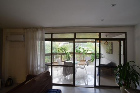 Apartamento à venda com 185m², 3 quartos e 2 vagasSala