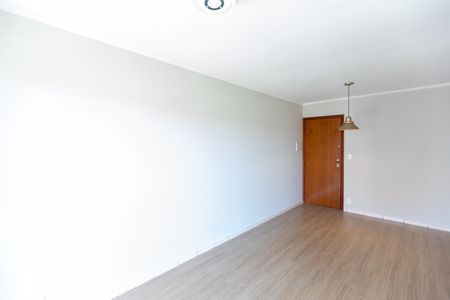 Sala de apartamento para alugar com 2 quartos, 60m² em Vila Nova Teixeira, Campinas