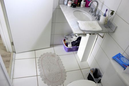 Apartamento à venda com 81m², 3 quartos e 2 vagasBanheiro da Suíte