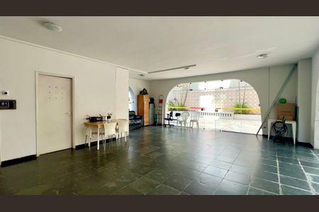 Apartamento para alugar com 77m², 2 quartos e 1 vagaSalão de Festas