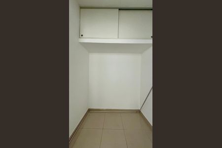 Apartamento para alugar com 77m², 2 quartos e 1 vagaQuarto de Serviço