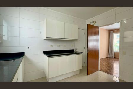 Apartamento para alugar com 77m², 2 quartos e 1 vaga Apartamento para alugar com 77m², 2 quartos e 1 vagaCozinha