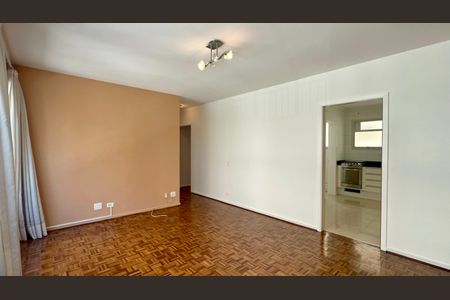 Sala de apartamento para alugar com 2 quartos, 77m² em Jardim Paulista, São Paulo