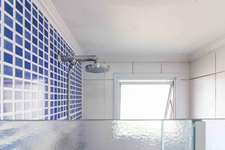 Apartamento à venda com 65m², 2 quartos e 1 vagaBanheiro Social