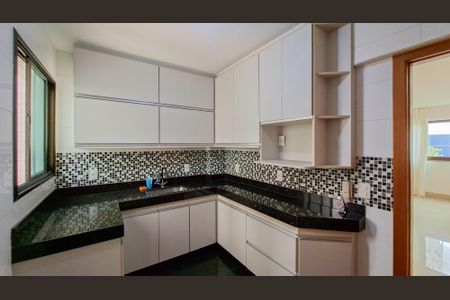 Apartamento para alugar com 183m², 3 quartos e 2 vagasCozinha e Área de Serviço