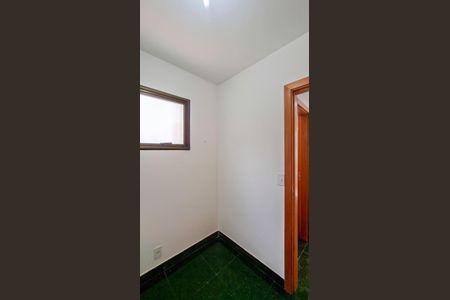 Apartamento para alugar com 183m², 3 quartos e 2 vagasDespensa