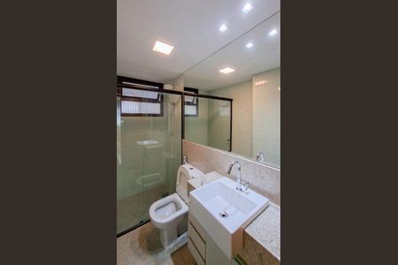 Apartamento para alugar com 183m², 3 quartos e 2 vagasBanheiro Social