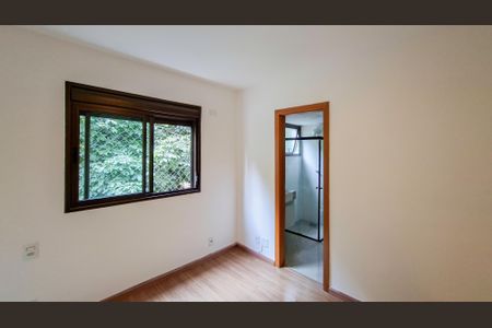 Apartamento para alugar com 183m², 3 quartos e 2 vagasQuarto