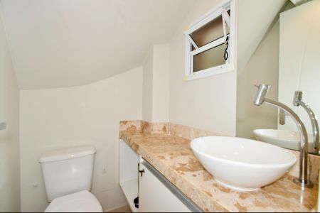 Casa de Condomínio para alugar com 3 quartos, 127m² em Jardim Celia, Guarulhos