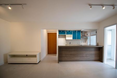 Sala/Cozinha de apartamento para alugar com 2 quartos, 86m² em Vila Andrade, São Paulo