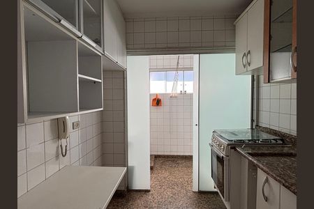 Apartamento à venda com 63m², 2 quartos e 1 vaga Apartamento à venda com 63m², 2 quartos e 1 vagaCozinha