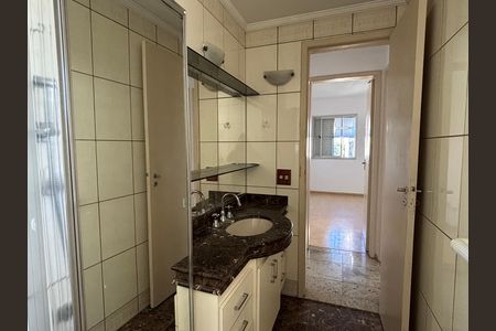 Apartamento à venda com 63m², 2 quartos e 1 vaga Apartamento à venda com 63m², 2 quartos e 1 vagaBanheiro