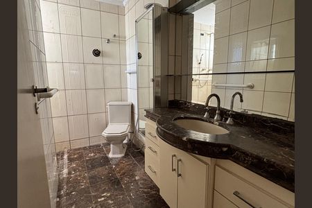 Apartamento à venda com 63m², 2 quartos e 1 vaga Apartamento à venda com 63m², 2 quartos e 1 vagaBanheiro