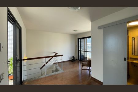 Apartamento para alugar com 145m², 3 quartos e 2 vagas Apartamento para alugar com 145m², 3 quartos e 2 vagasCobertura
