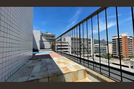 Apartamento para alugar com 145m², 3 quartos e 2 vagas Apartamento para alugar com 145m², 3 quartos e 2 vagasVaranda Cobertura