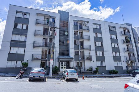 Apartamento para alugar com 53m², 2 quartos e 1 vagaFachada do bloco