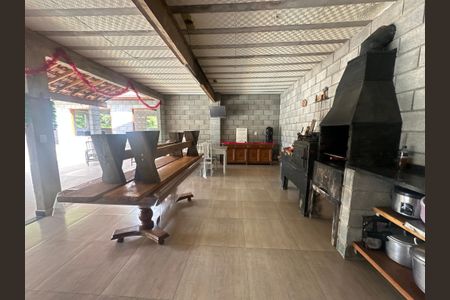 Casa à venda com 300m², 4 quartos e 8 vagas Casa à venda com 300m², 4 quartos e 8 vagasSala/Cozinha