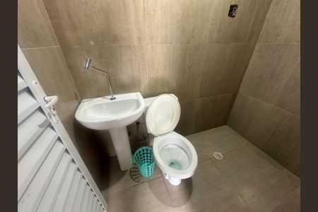 Casa à venda com 300m², 4 quartos e 8 vagas Casa à venda com 300m², 4 quartos e 8 vagasBanheiro da Suíte 3