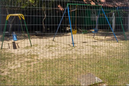 Vista  de apartamento para alugar com 2 quartos, 56m² em Cavalhada, Porto Alegre