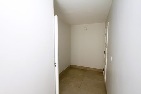 Studio para alugar com 130m², 1 quarto e sem vagaquartinho