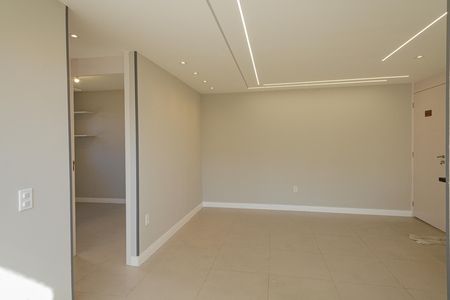 Sala de apartamento para alugar com 2 quartos, 42m² em Campo Grande, Rio de Janeiro